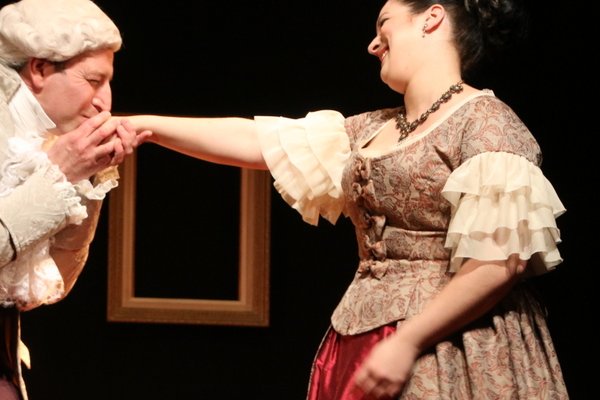  photo de Le Jeu de l’Amour et du Hasard à la Ferme-Théâtre de Bellevue