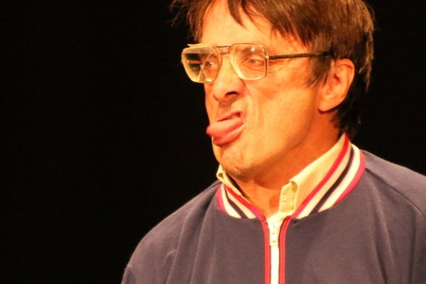 photo de Pierre Aucaigne dans « Cessez » à la Ferme-Théâtre de Bellevue