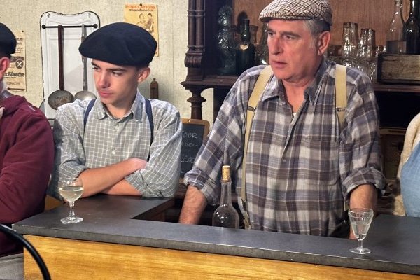  photo de La Fine Equipe entre en Résistance - la série à la Ferme-Théâtre de Bellevue