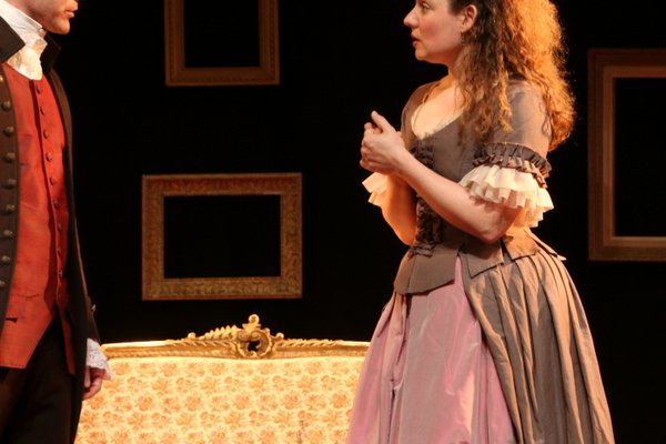  photo de Le Jeu de l’Amour et du Hasard à la Ferme-Théâtre de Bellevue