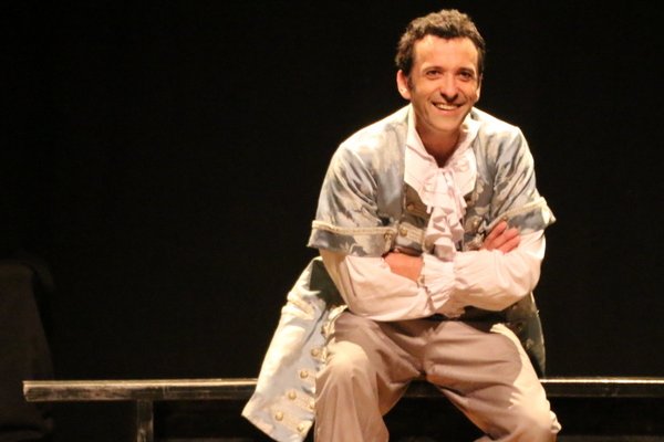  photo de Scapin tout seul à la Ferme-Théâtre de Bellevue