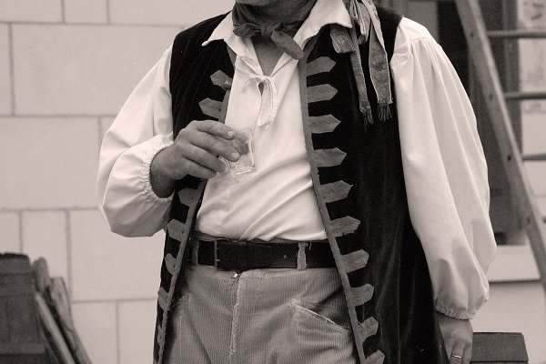  photo de Firmin colporteur à la Ferme-Théâtre de Bellevue