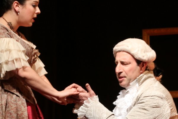  photo de Le Jeu de l’Amour et du Hasard à la Ferme-Théâtre de Bellevue