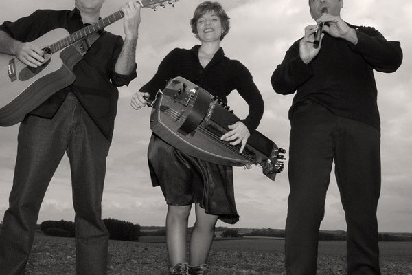  photo de Un Village en Chansons à la Ferme-Théâtre de Bellevue