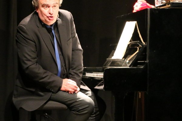  photo de Alain Bernard dans 