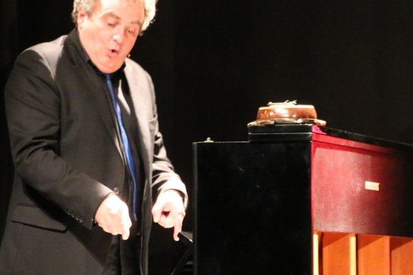  photo de Alain Bernard dans 