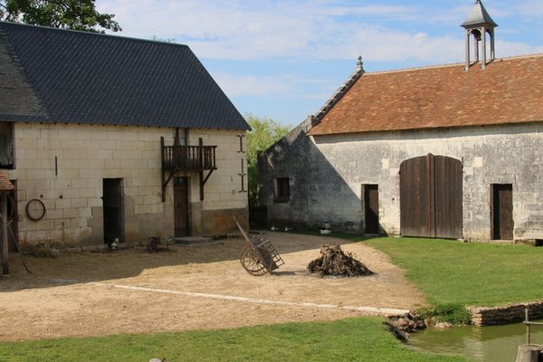  photo de La Bête à Cornes à la Ferme-Théâtre de Bellevue