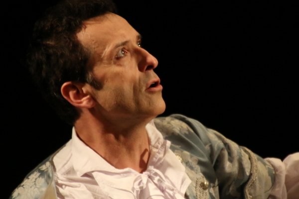  photo de Scapin tout seul à la Ferme-Théâtre de Bellevue