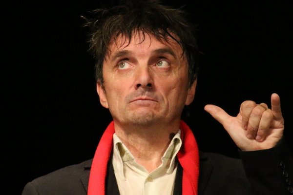  photo de Pierre Aucaigne dans « Cessez » à la Ferme-Théâtre de Bellevue