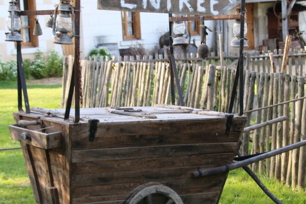  photo de La Bête à Cornes à la Ferme-Théâtre de Bellevue