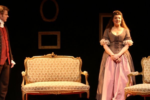  photo de Le Jeu de l’Amour et du Hasard à la Ferme-Théâtre de Bellevue