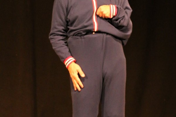  photo de Pierre Aucaigne dans « Cessez » à la Ferme-Théâtre de Bellevue