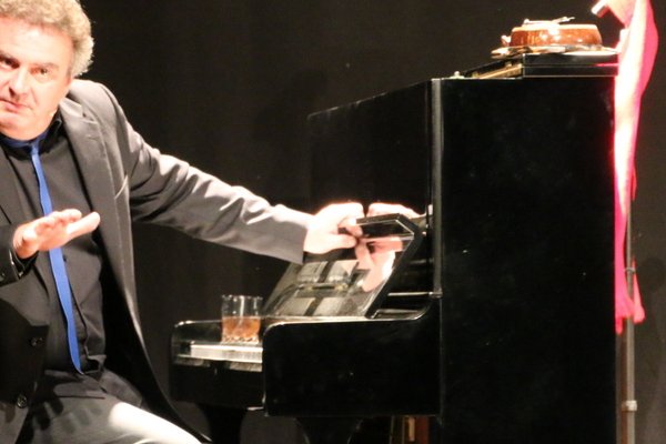  photo de Alain Bernard dans 
